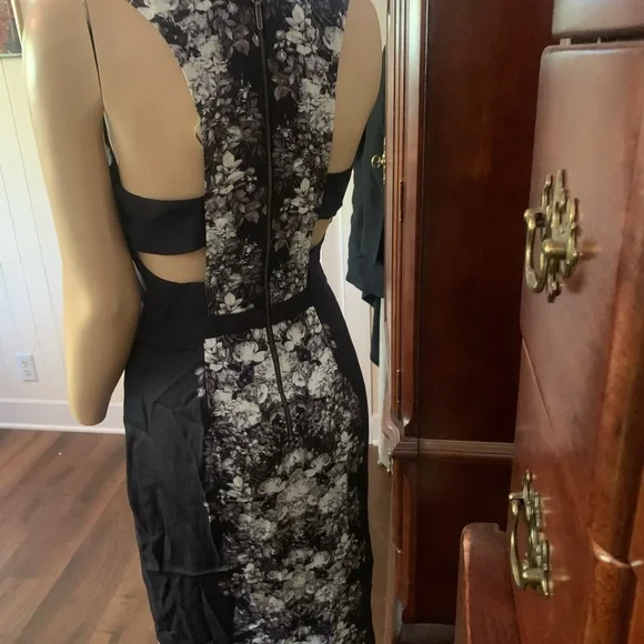 Nicole Miller Artelier Dress - Picture 3 of 4